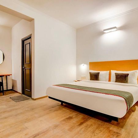 Hotel O Star Key Gurgaon Dış mekan fotoğraf