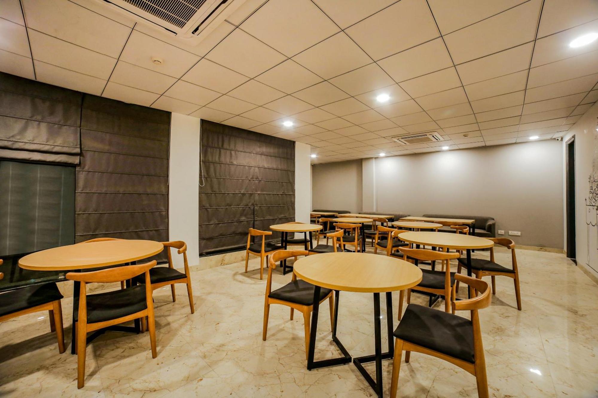 Hotel O Star Key Gurgaon Dış mekan fotoğraf